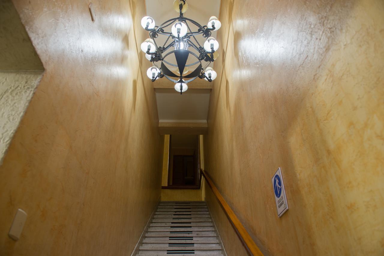Los Ángeles Hotel Dikran מראה חיצוני תמונה