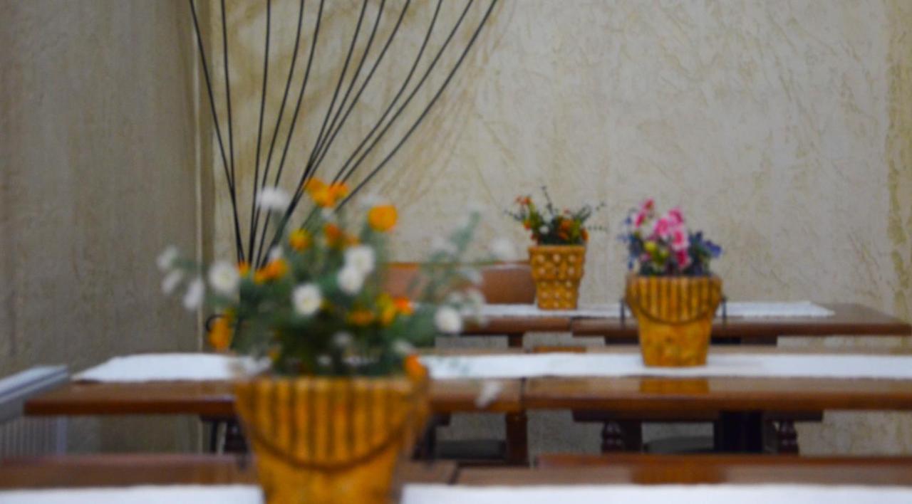 Los Ángeles Hotel Dikran מראה חיצוני תמונה